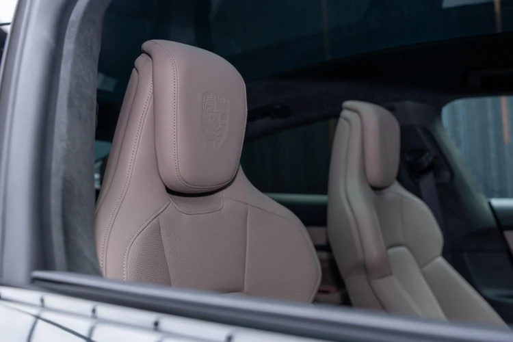 Vehicle Image 31
