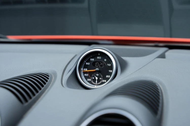 Vehicle Image 8