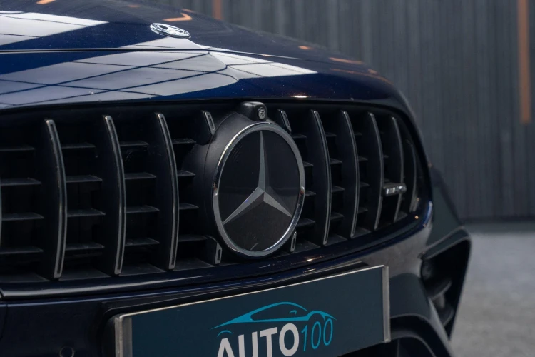 Vehicle Image 35