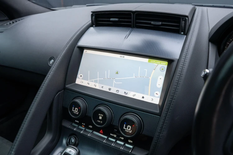 Vehicle Image 10