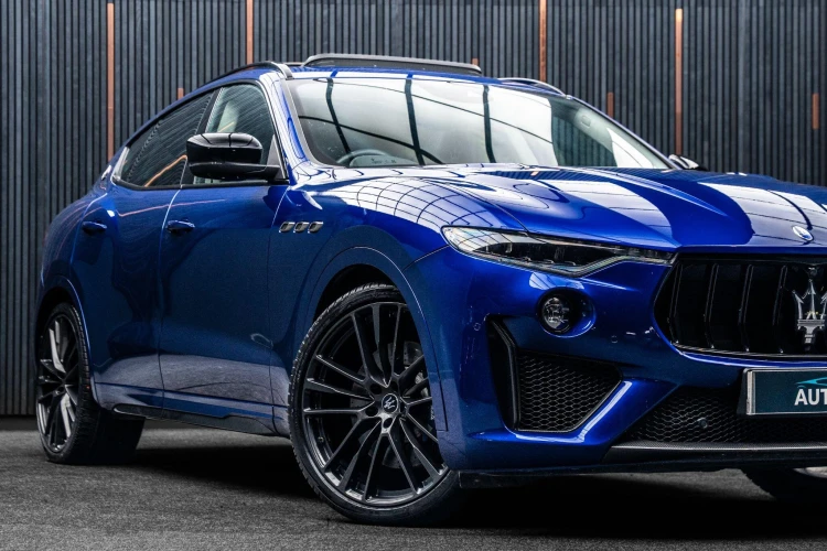 Vehicle Image 7