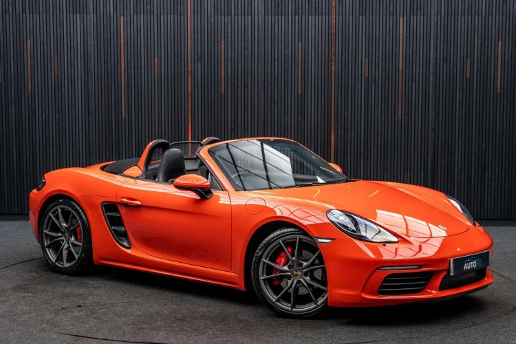 Vehicle Image 5
