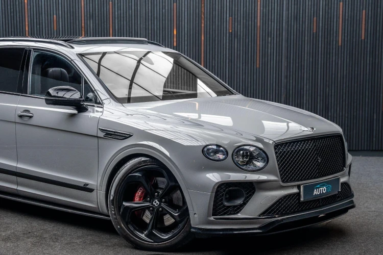 Vehicle Image 7