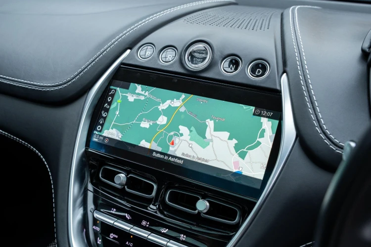 Vehicle Image 10