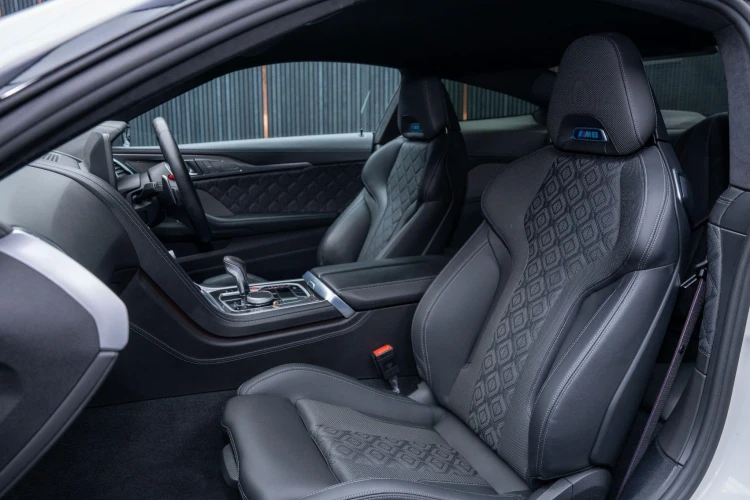 Vehicle Image 40