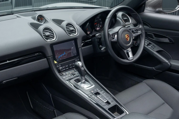 Vehicle Image 40