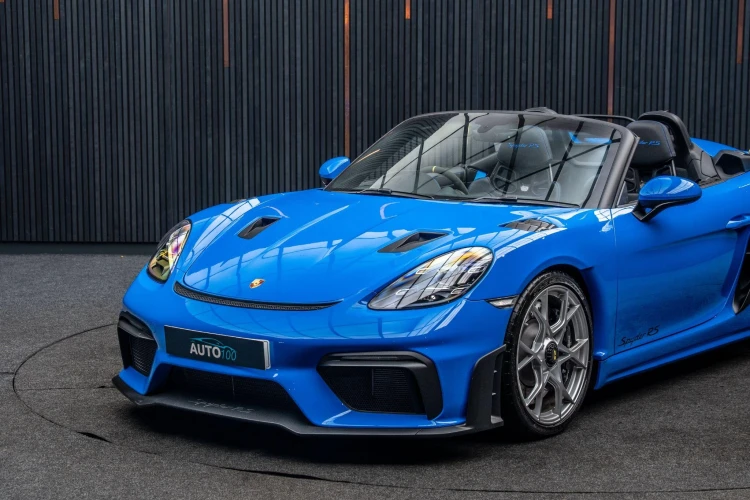 Vehicle Image 7