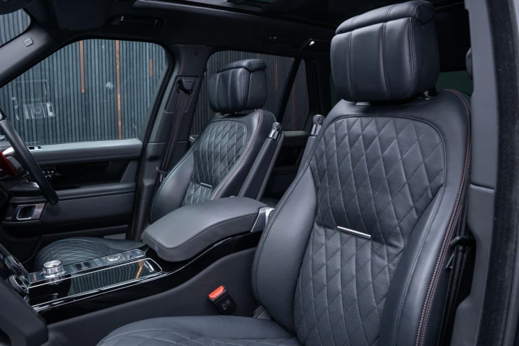 Vehicle Image 12