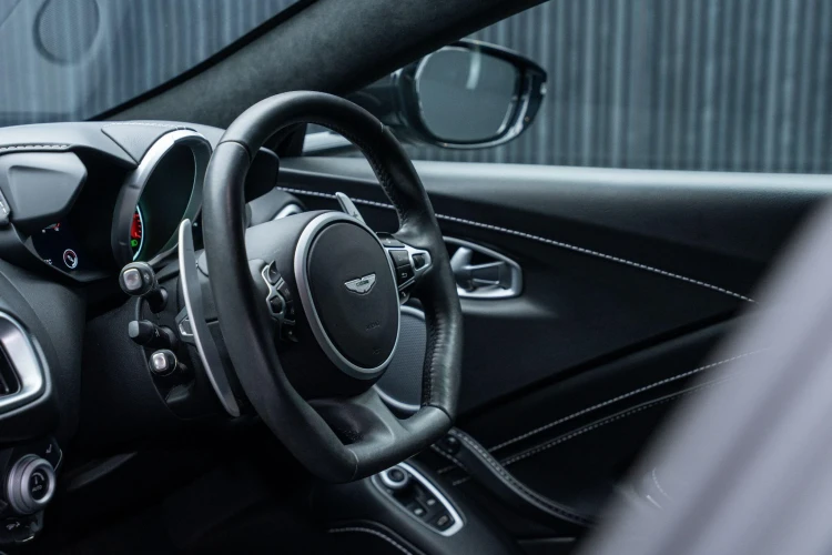 Vehicle Image 36