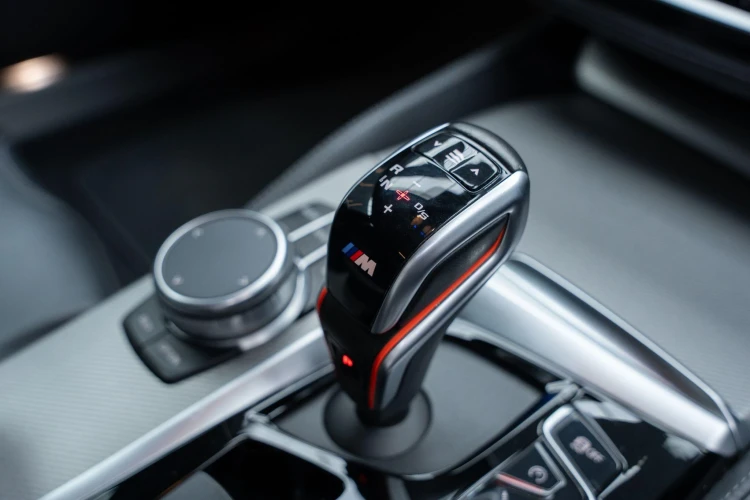 Vehicle Image 30