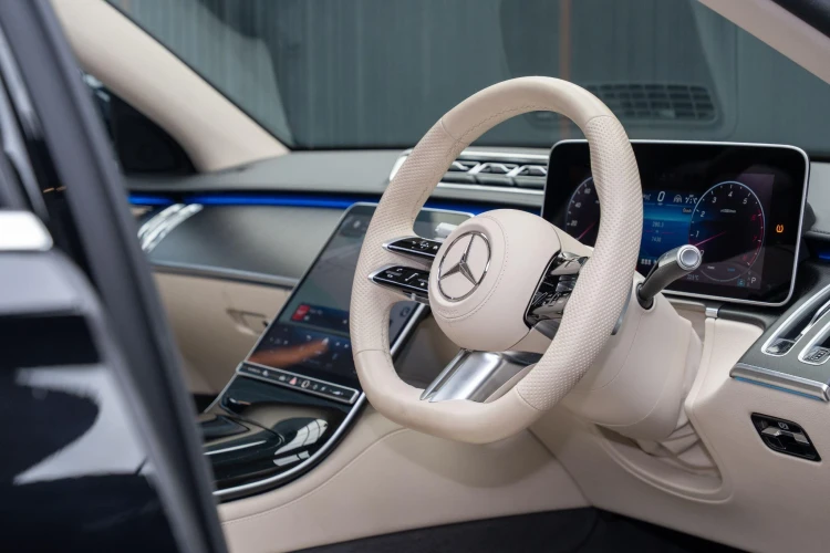 Vehicle Image 20