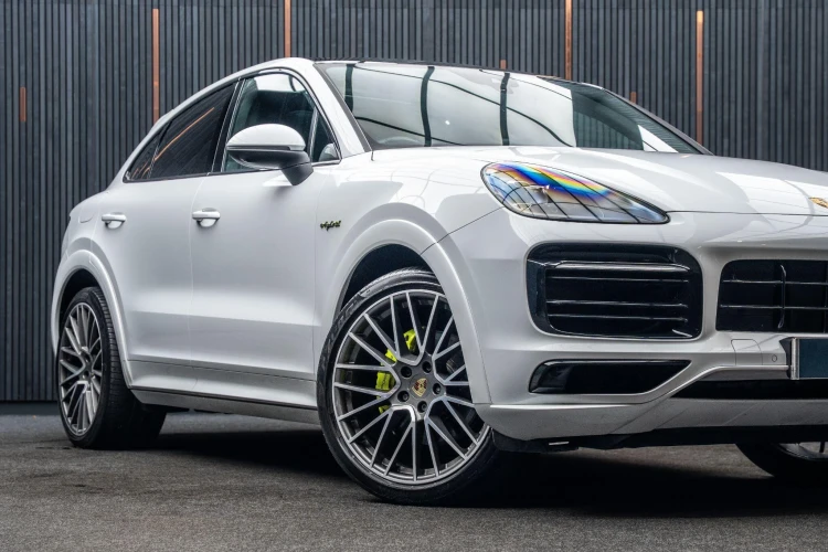 Vehicle Image 7