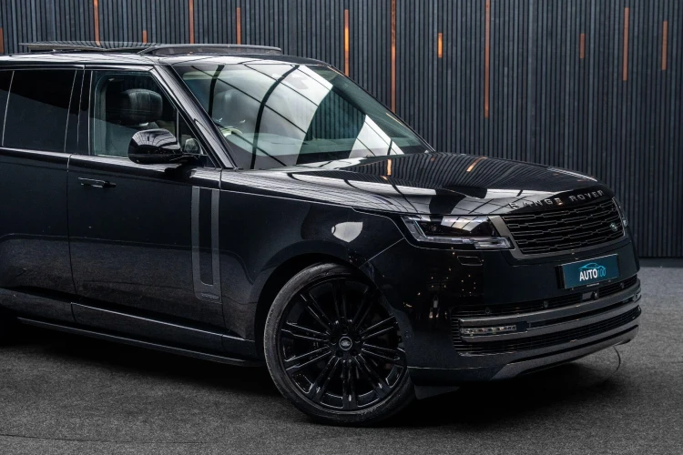 Vehicle Image 9