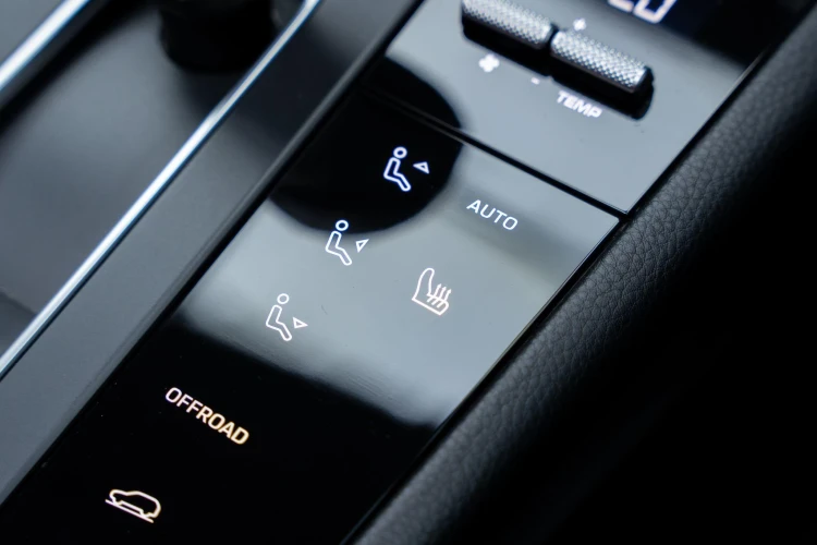 Vehicle Image 20