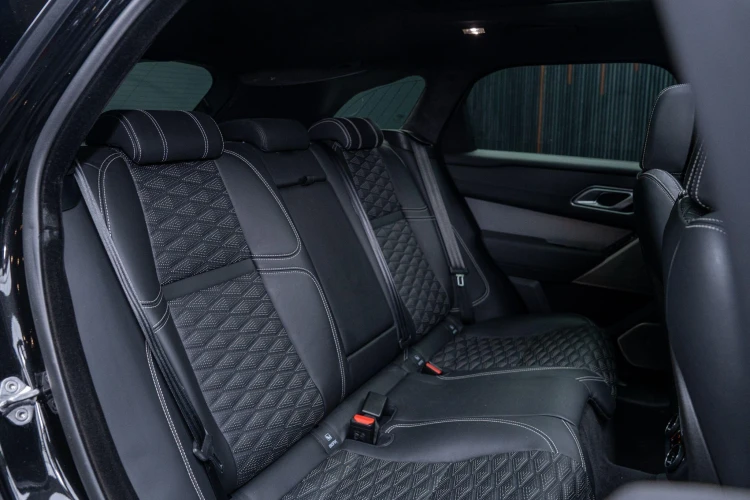 Vehicle Image 14