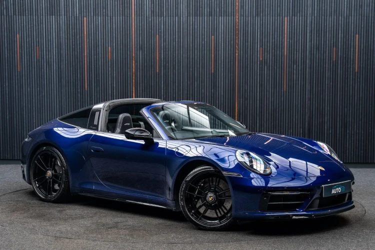 Vehicle Image 7