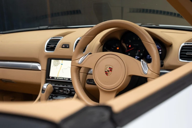 Vehicle Image 36