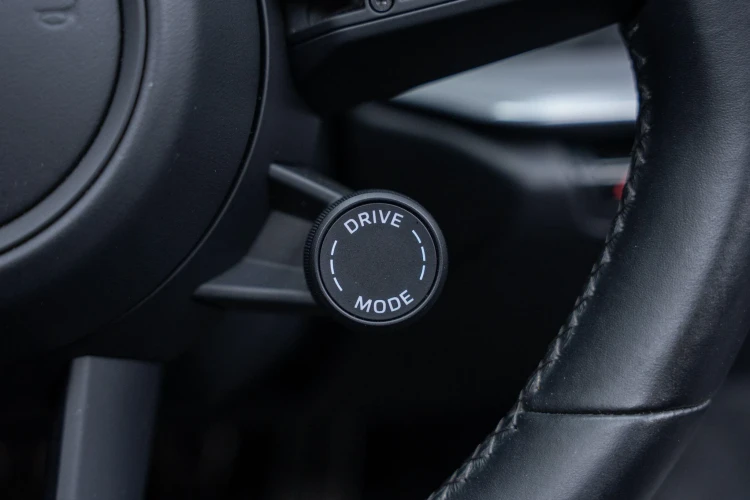 Vehicle Image 30