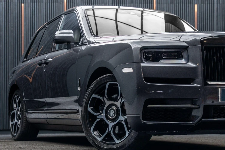 Vehicle Image 9