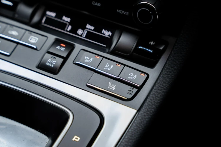 Vehicle Image 20