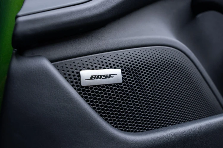 Vehicle Image 6