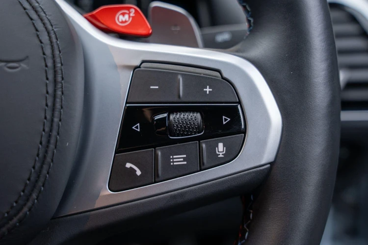 Vehicle Image 37