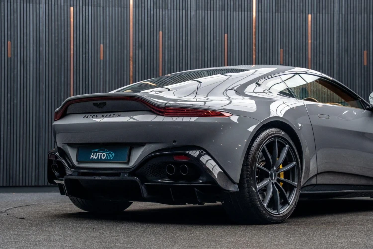 Vehicle Image 21