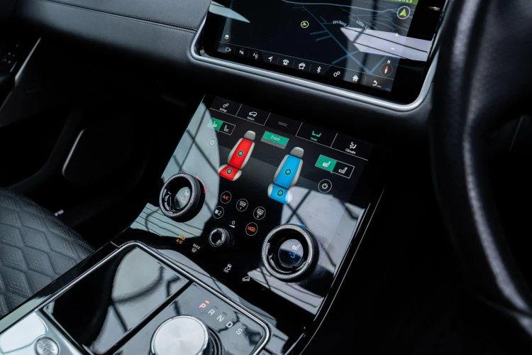 Vehicle Image 18