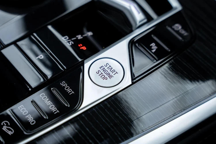 Vehicle Image 30
