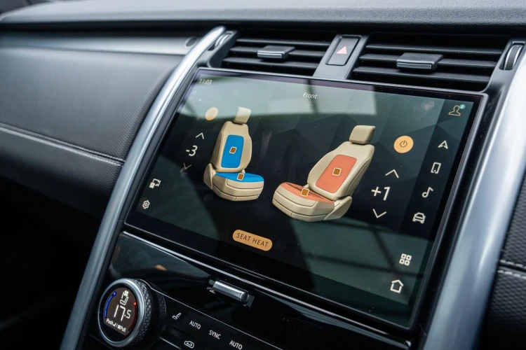 Vehicle Image 10