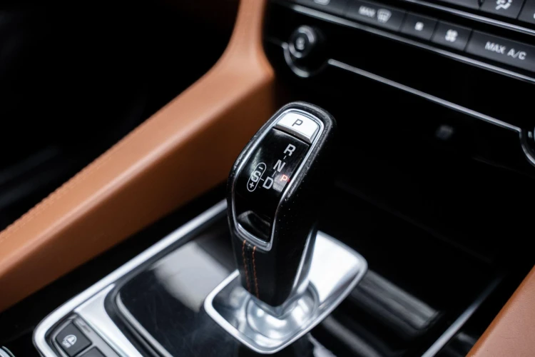 Vehicle Image 30