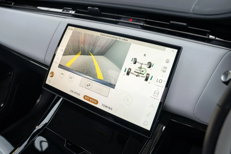 Vehicle Image 6