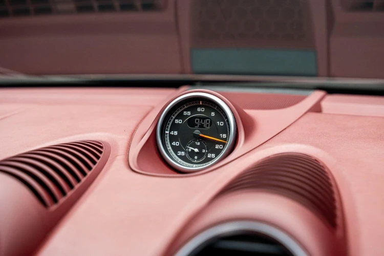 Vehicle Image 8