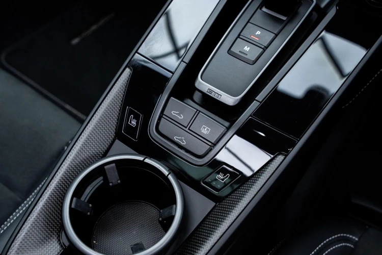 Vehicle Image 36