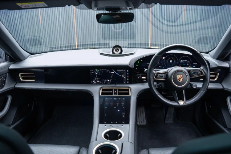 Vehicle Image 40