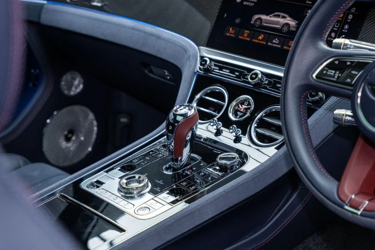 Vehicle Image 40