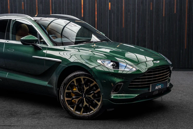 Vehicle Image 7