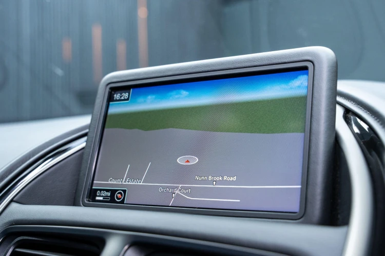 Vehicle Image 8