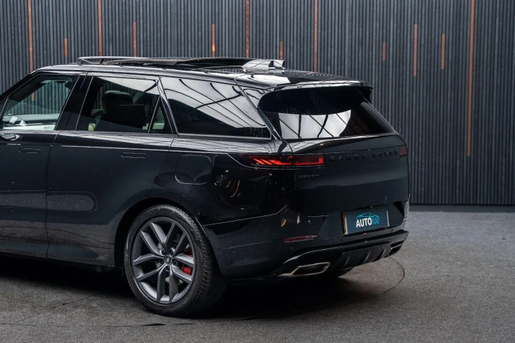 Vehicle Image 19
