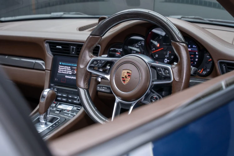 Vehicle Image 39