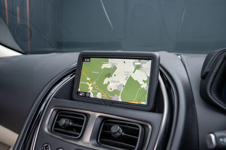Vehicle Image 6