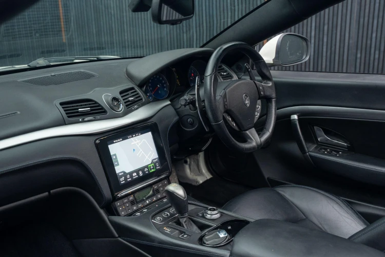 Vehicle Image 36