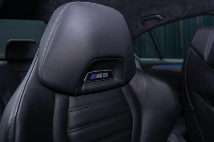 Vehicle Image 38