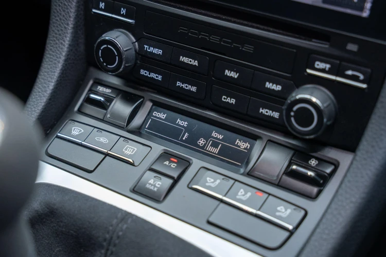 Vehicle Image 20