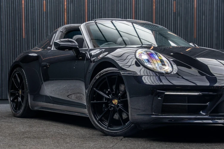 Vehicle Image 7