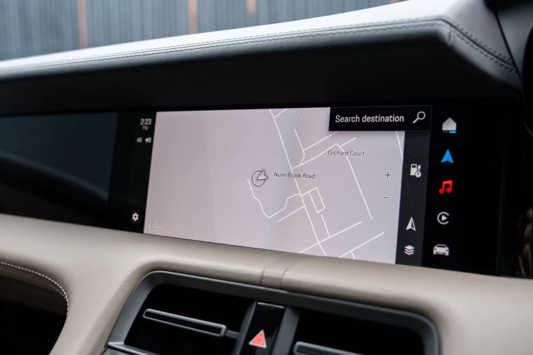 Vehicle Image 10