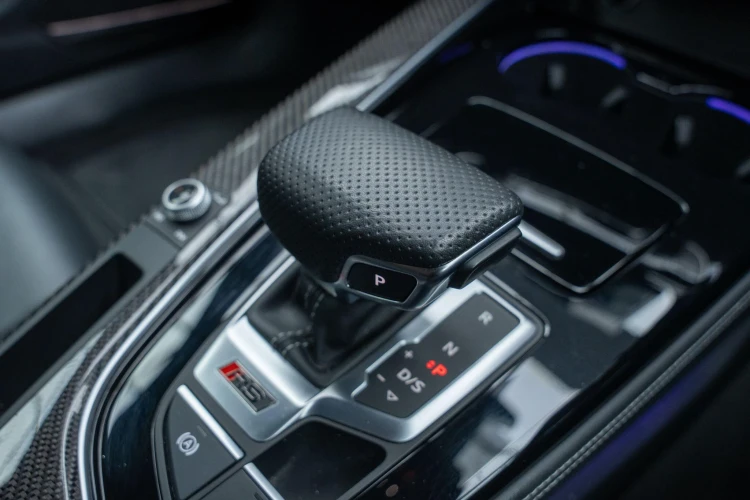 Vehicle Image 35