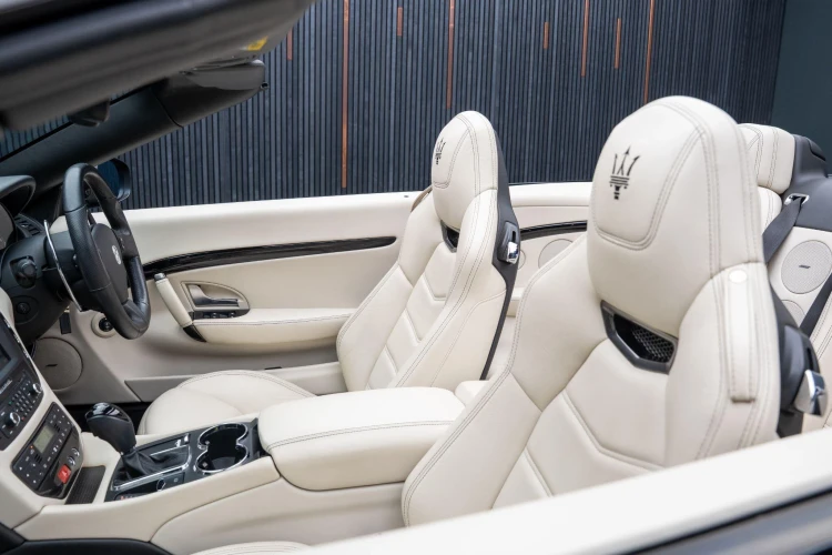 Vehicle Image 40