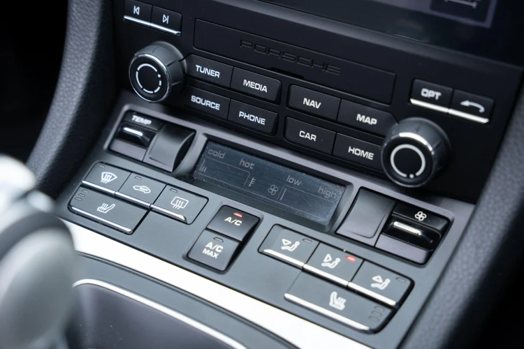 Vehicle Image 20