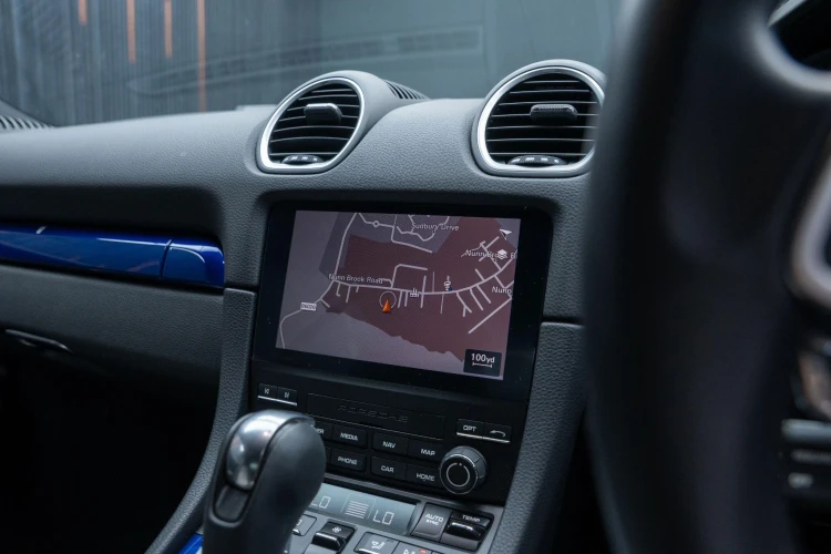 Vehicle Image 8
